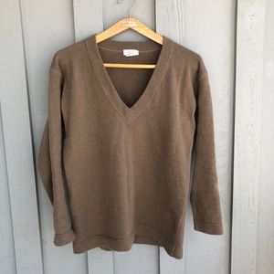 J. Crew Lambswool Tan V-Neck Long Sleeve Sweater M